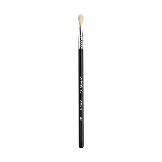 Sigma beauty e36  blending brush
